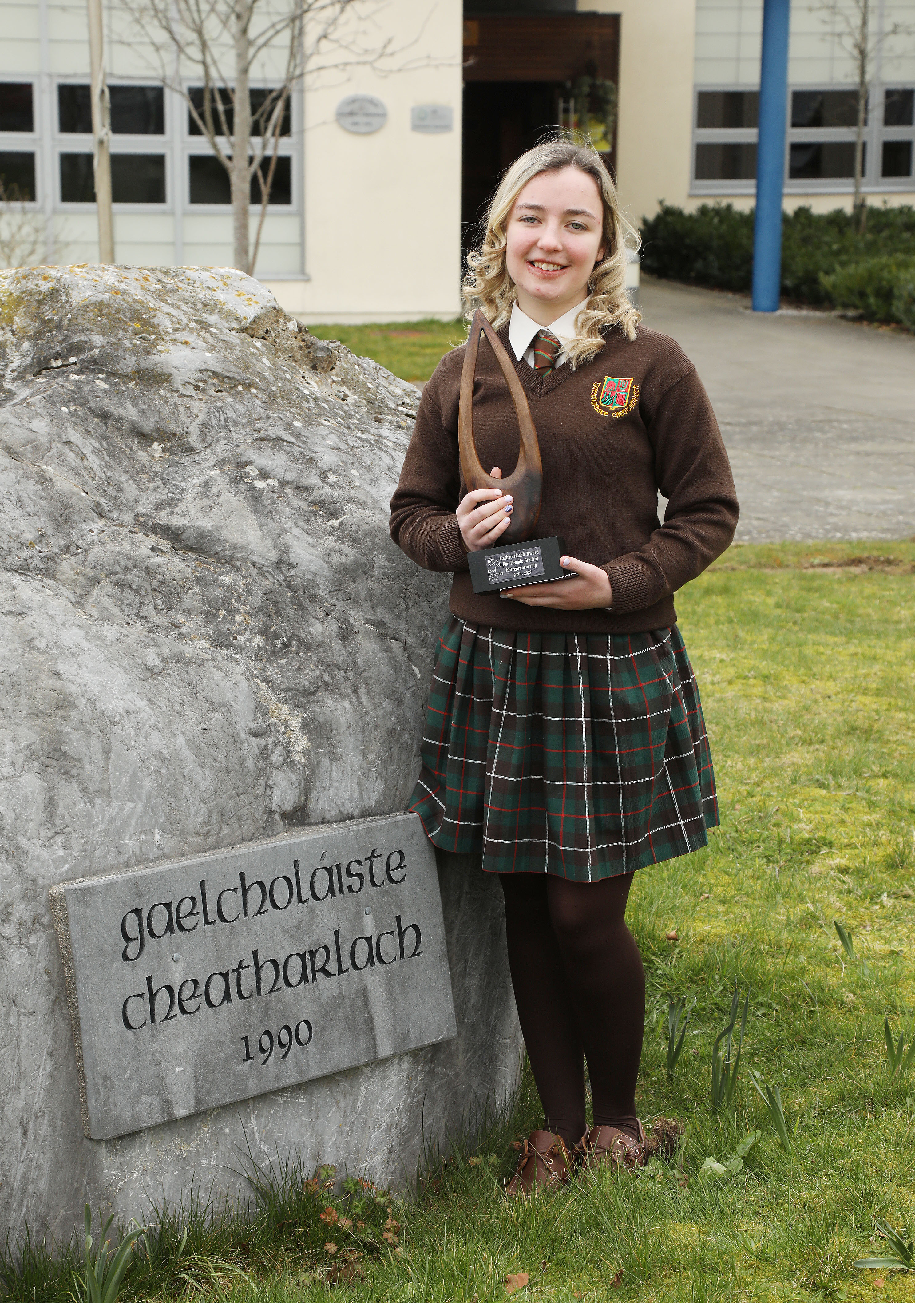 Cathaoirleach acknowledges Female Student Innovators as part of Student Enterprise Programme Cathaoirleach acknowledges Female Student Innovators as part of Student Enterprise Programme