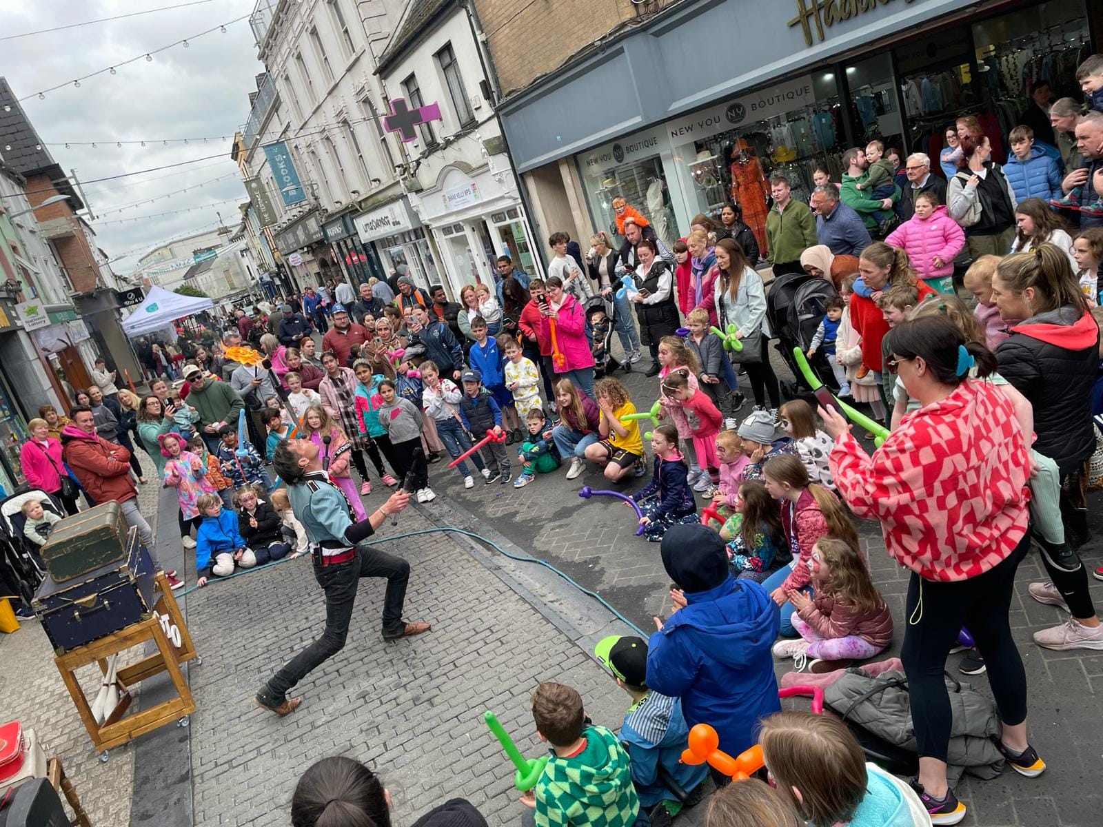 Wobbly Circus Returns for Fourth Streetfest Weekend! Wobbly Circus Returns for Fourth Streetfest Weekend!