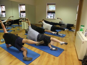 pilates-men-300x225 pilates-men-300x225